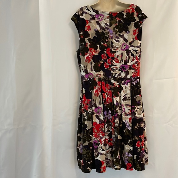 Alfani Spandex Blend Pleated Wide Bottom Dress - Picture 3 of 9